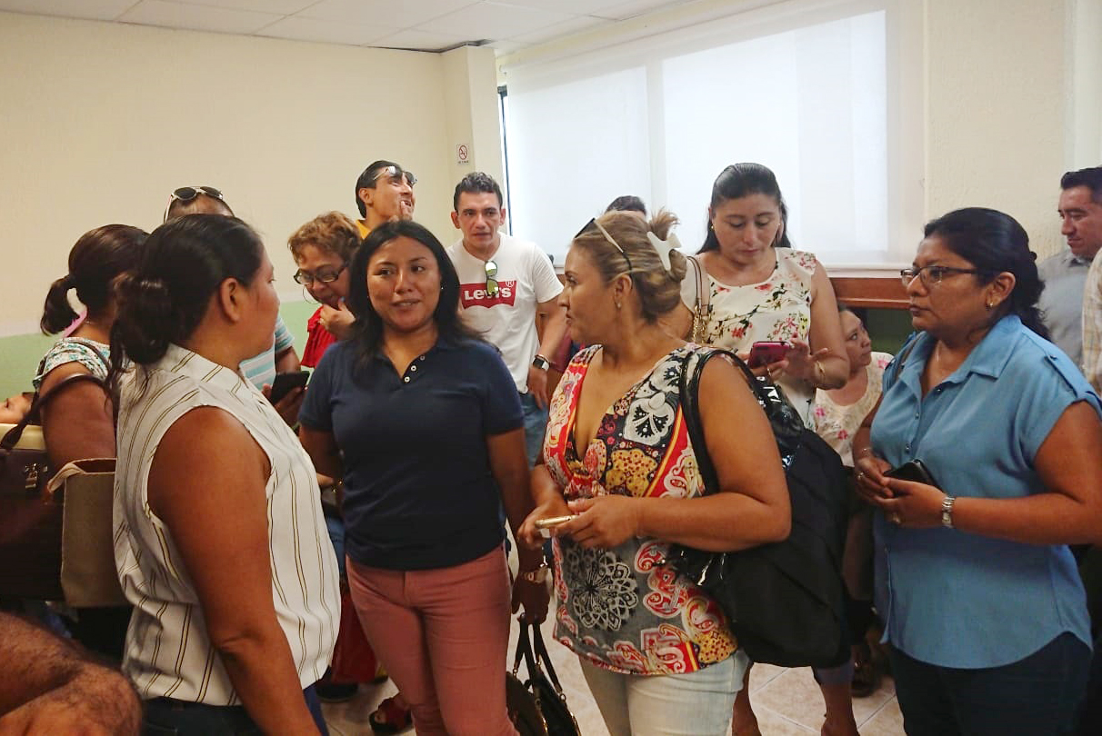 Protestan Maestros Por Falta De Pago Les Deben Meses Diario De