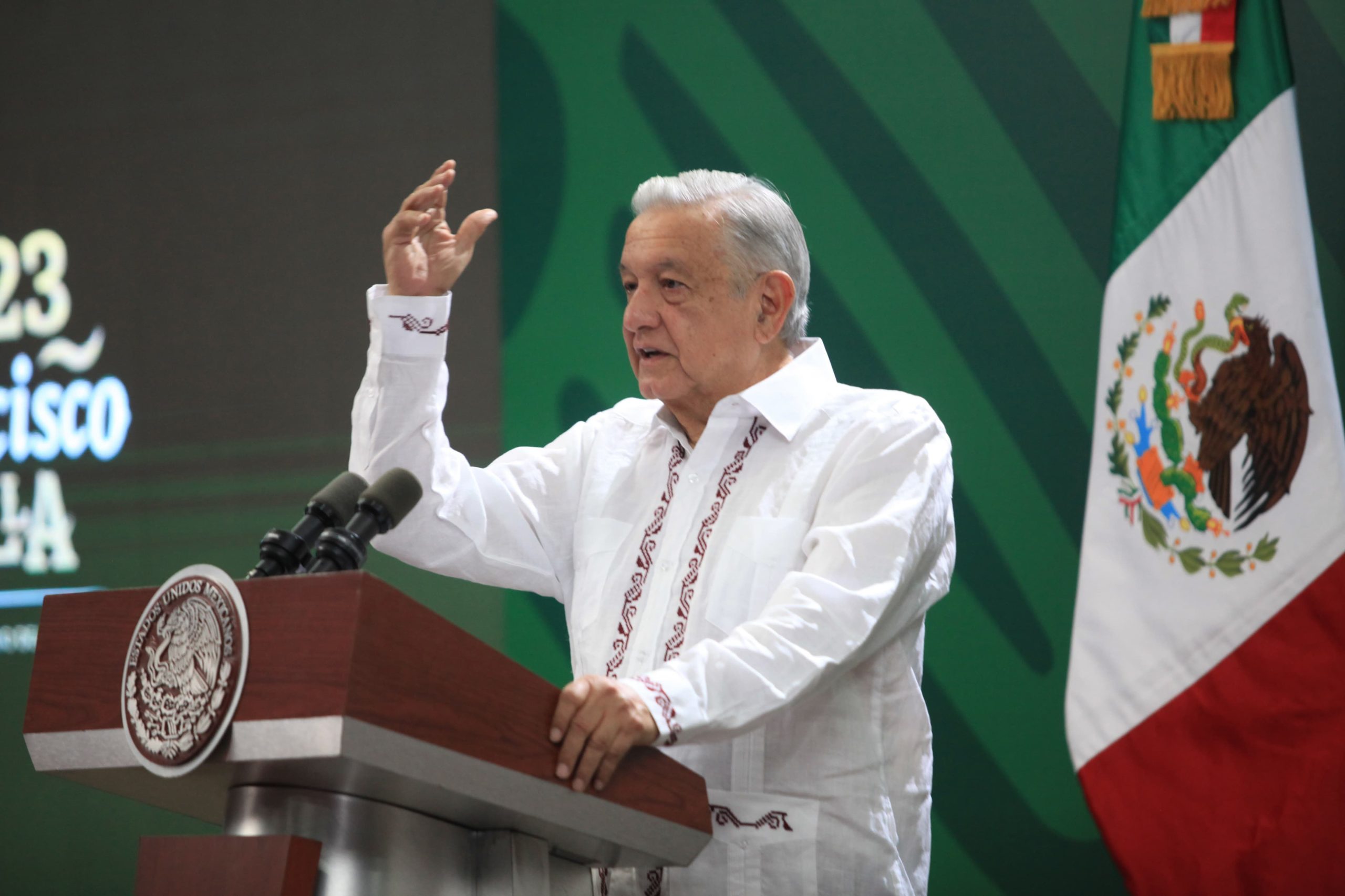 López Obrador reprocha a los medios la cobertura que hicieron de la