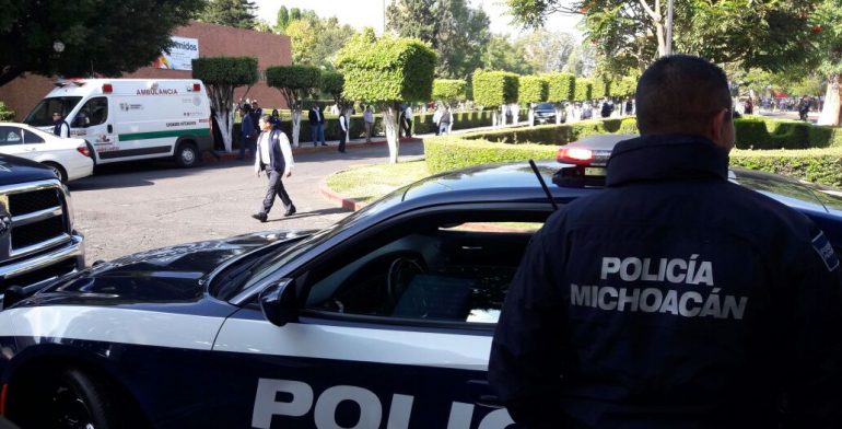 De acuerdo con autoridades de Michoacán, existen evidencias fotográficas y en vídeo de que policías de Morelia no agredieron a la reportera Mitzi Torres (Foto tomada de Quadratin”)
