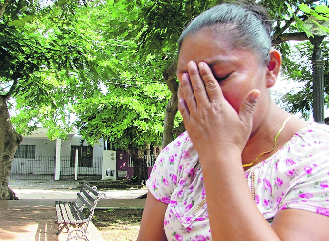 Madre clama justicia por el abuso de su hija en un plantel de ...