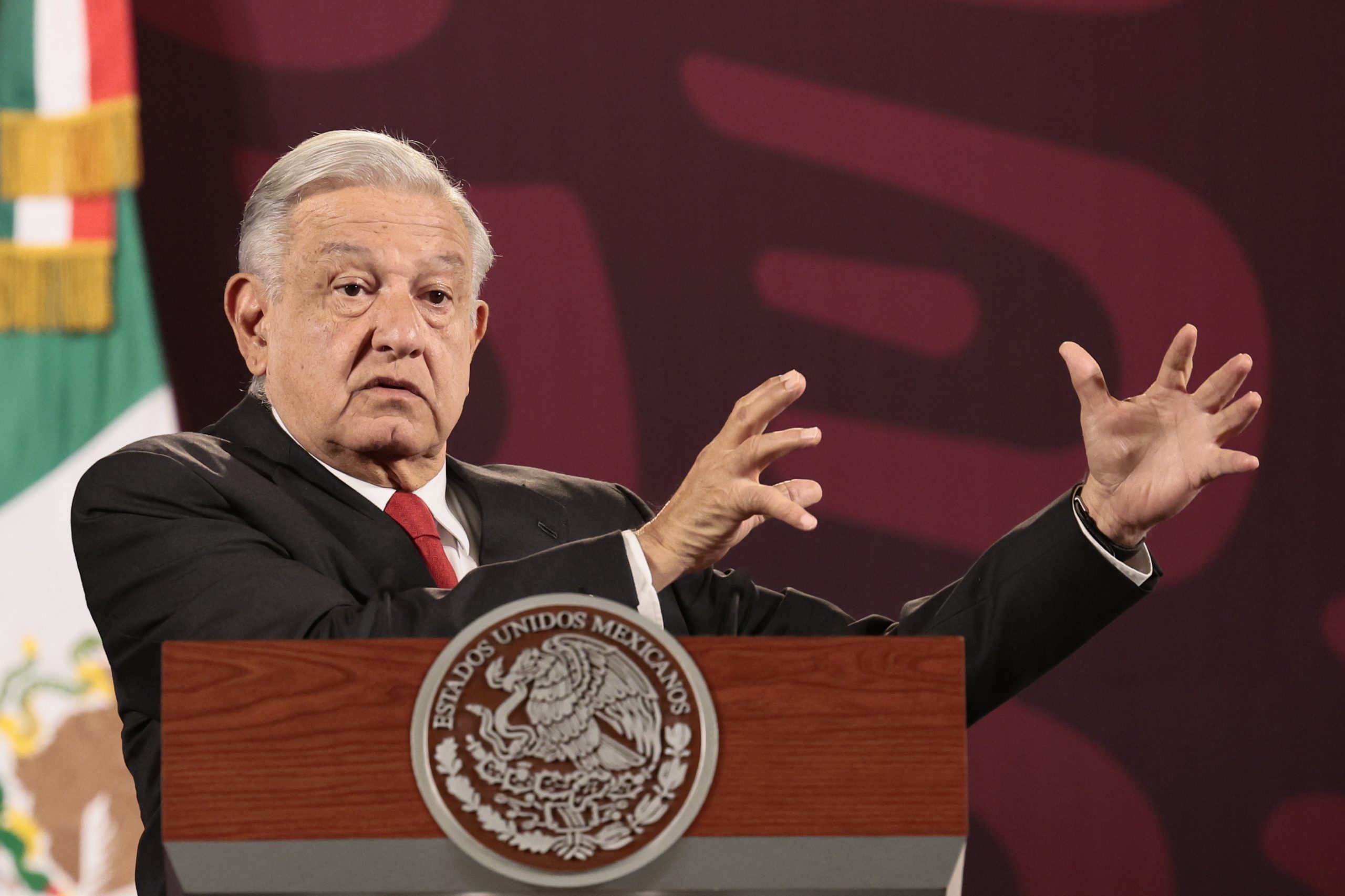 In an electoral ban, AMLO said in the “morning” that he hopes the 4T will continue