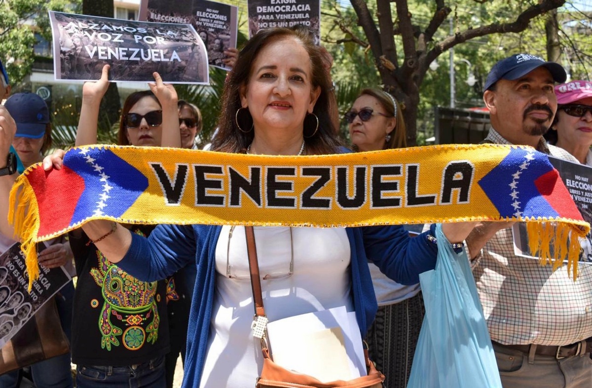 Venezuelans in Mexico ask for free elections