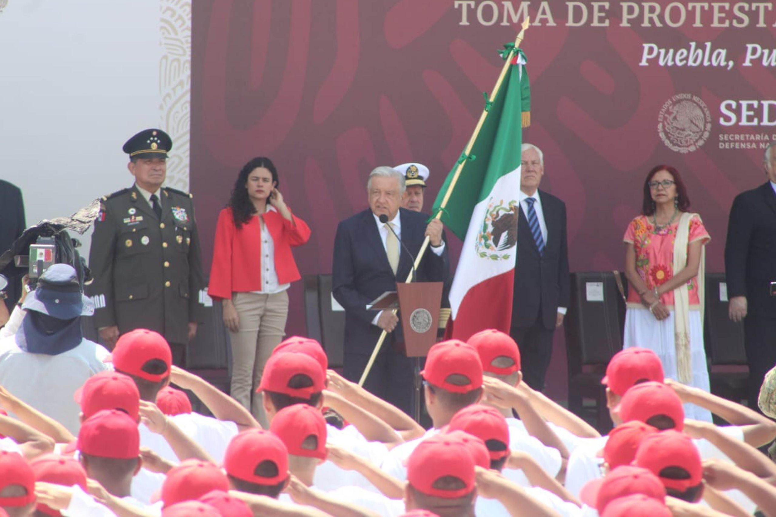 Governor praises AMLO on the occasion for the Battle of Puebla