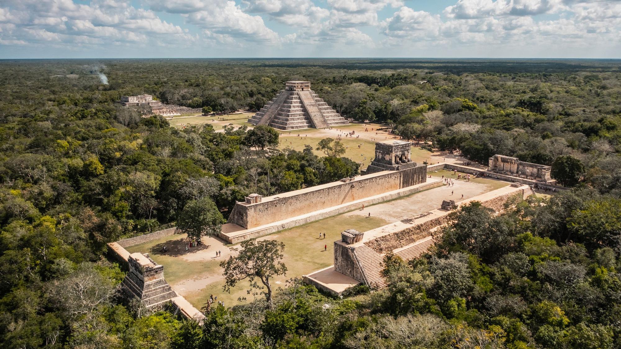 They uncover the secrets and techniques of the ritual sacrifice of 64 Mayan kids in Chichén Itzá