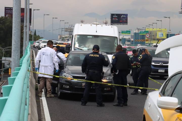 Man dies aboard a car on the CDMX periférico