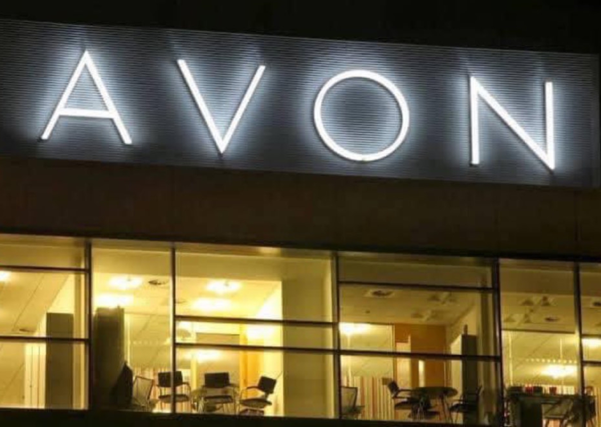 Avon files for bankruptcy