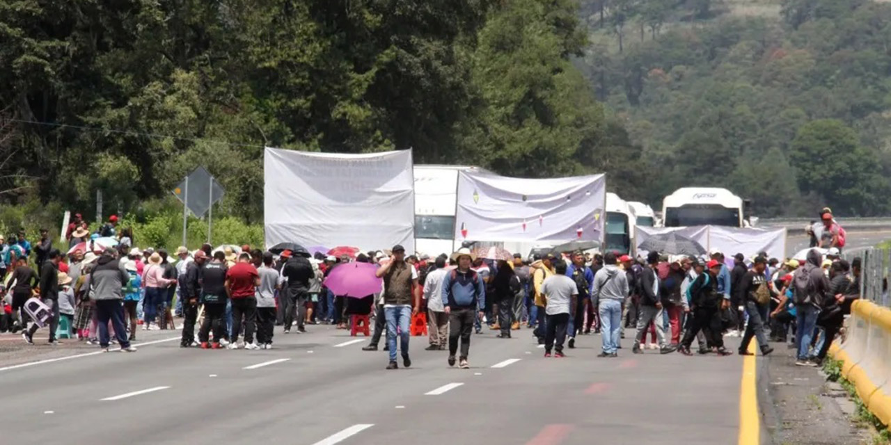 Blockade on the Mexico-Puebla highway causes losses of 4 billion pesos